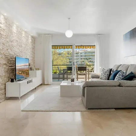 En Guadalmina Con Vistas Al Golf Apartment